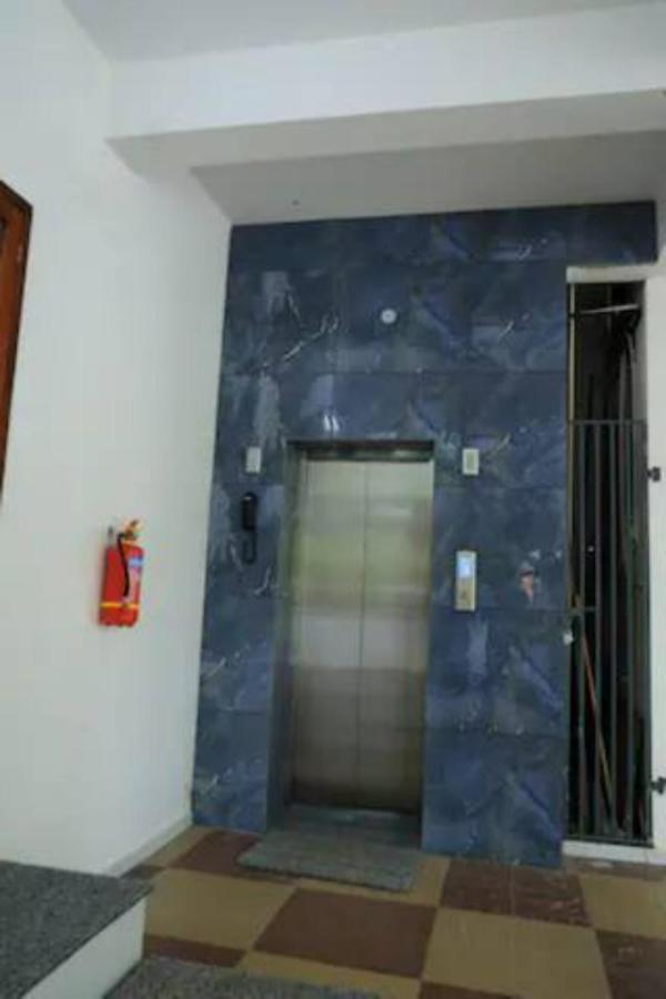 Yelza Hotel And Residence Alwaye Экстерьер фото
